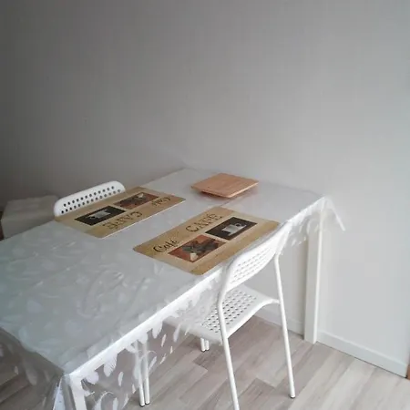 Le Cosy Strasbourgeois Tram à 2' Et Gare Ou Chu Hautepierre à 5',parking Privatif Gratuit * Estrasburgo